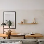 Minturno - 2 Bedrooms And Balcony In Alvalade Apartment Lissabon