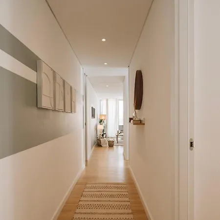 Minturno - 2 Bedrooms And Balcony In Alvalade Apartment Lisbon
